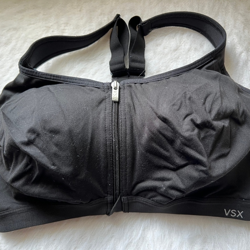 Victoria's Secret Sports Bra - Size 36DD
